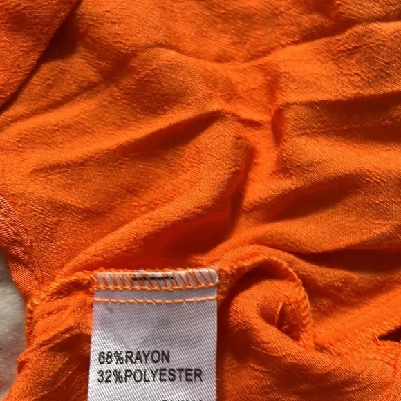 White Fox Long Sleeve Crop Top - Picture 5 of 5